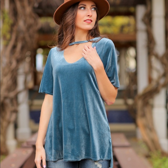 ✨LAST ONE✨Teal Velvet Choker Tunic - Picture 2 of 3